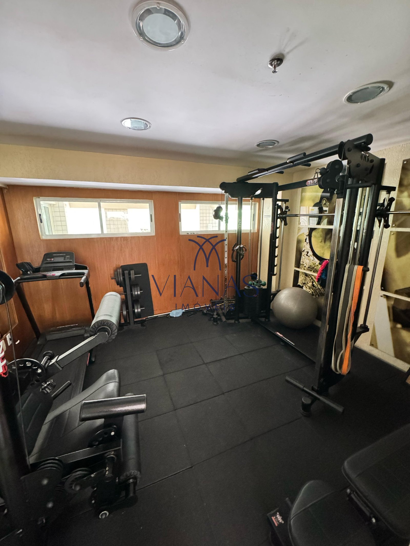 Foto 3 do imóvel Apartamento com 3 Quartos e 2 banheiros à Venda, 100 m² por R$ 600.000