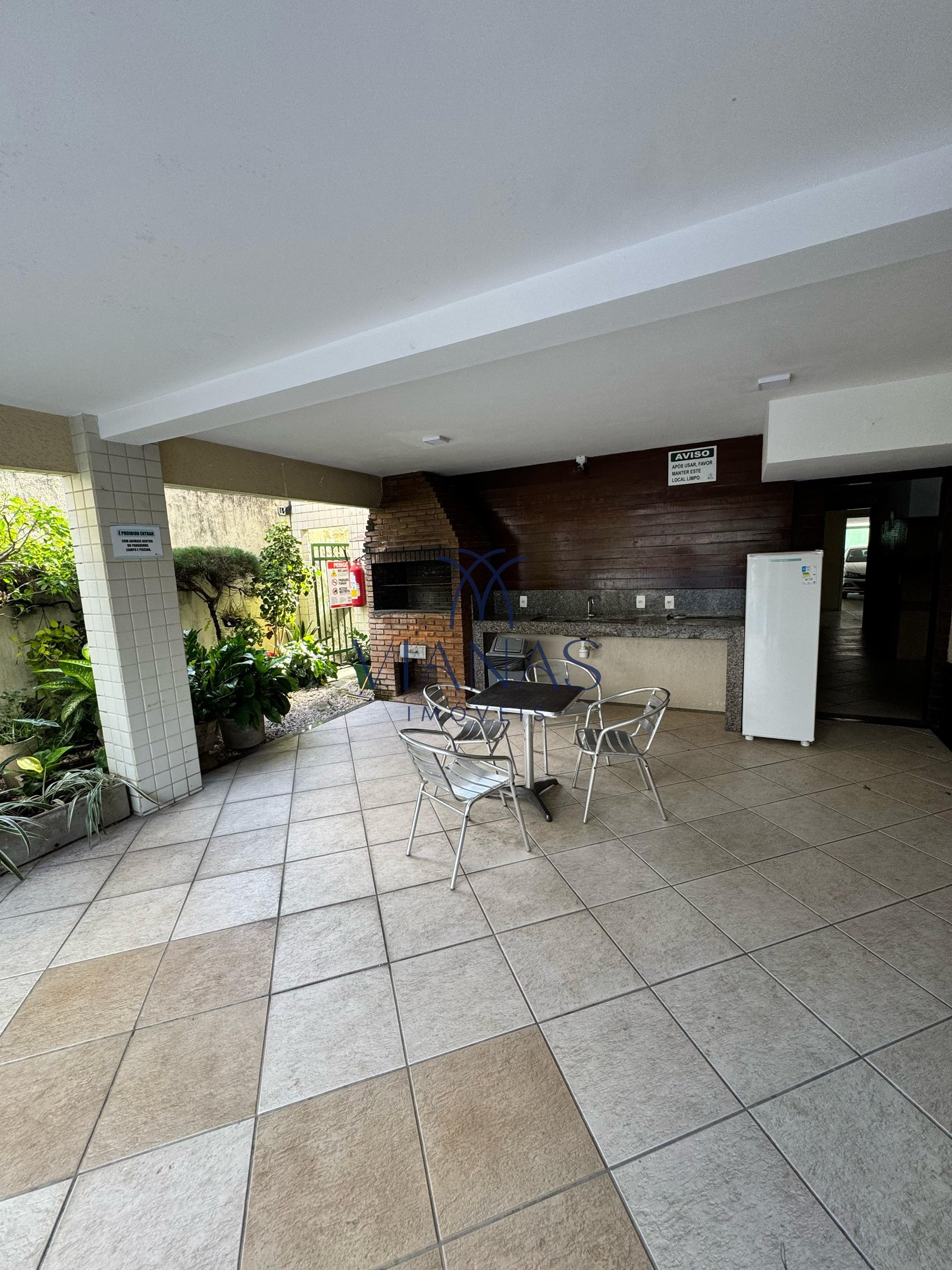 Foto 6 do imóvel Apartamento com 3 Quartos e 2 banheiros à Venda, 100 m² por R$ 600.000