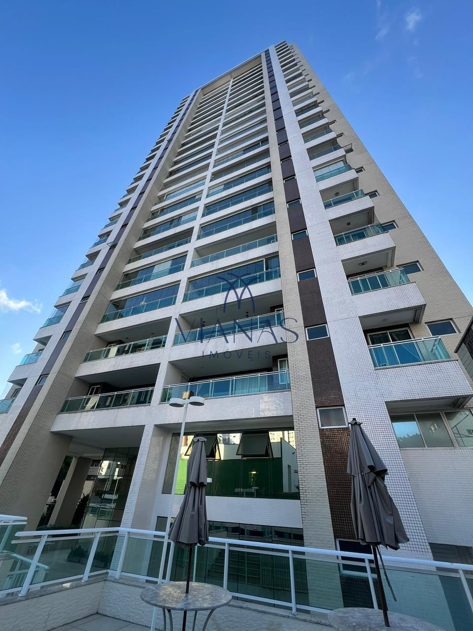 Apartamento com 3 Quartos e 3 banheiros à Venda, 121 m² por R$ 1.490.000