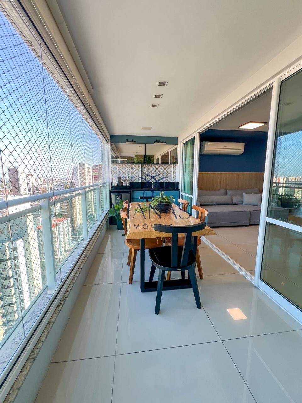 Foto 3 do imóvel Apartamento com 3 Quartos e 3 banheiros à Venda, 121 m² por R$ 1.490.000